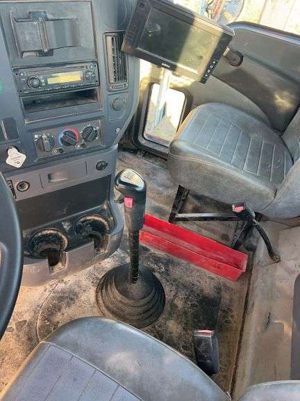 2013 Mack CHU613 showing 11,159 mi, 3,727 hrs- runs