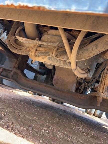 2008 Mack CHU613 showing 52,438 mi, 10,237 hrs - runs