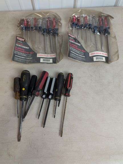 (2) Craftsman screwdriver sets and other screwdrivers