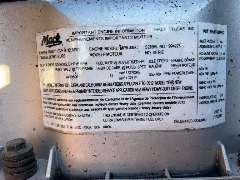 2013 Mack CXU613 showing 402,711 mi, 8,428 hrs- doesn't run