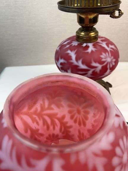 FENTON Cranberry Daisy & Fern Parlor Lamp