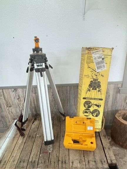 Berger Transit w/Tripod