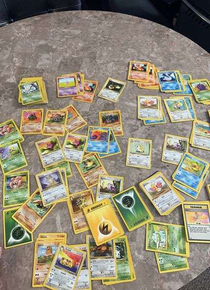 Collection Lot Of Pokémon Cards