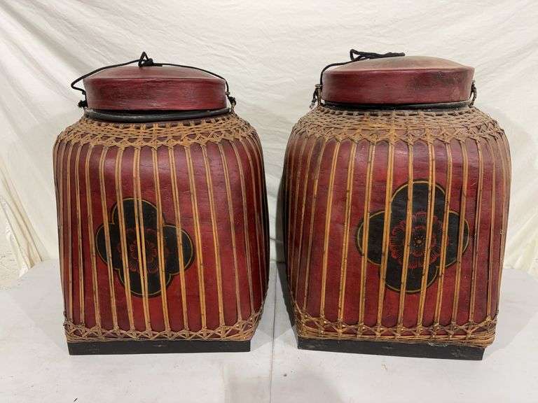 Lidded rice container 