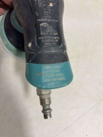 Sioux & Dynabrade Palm sanders