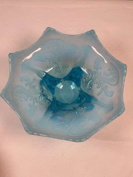 DUGAN BLUE OPALESCENT FOOTED NOVELTY BOWL