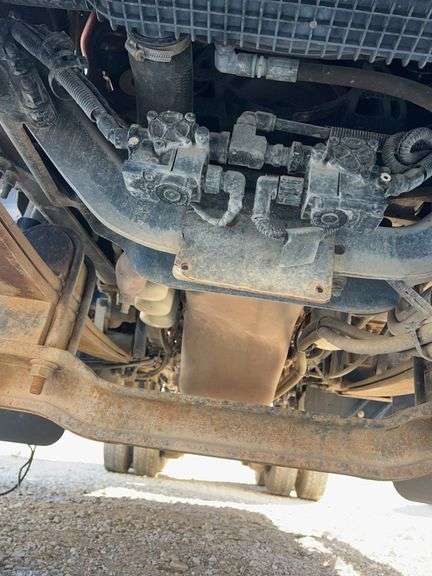 2012 Mack CHU613 showing 48,475 mi, 3,068 hrs- runs