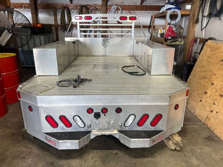 '22 AluMax Bodies 8' Aluminum Truck FlatBed