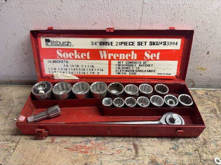 Pittsburgh Socket Wrench Set