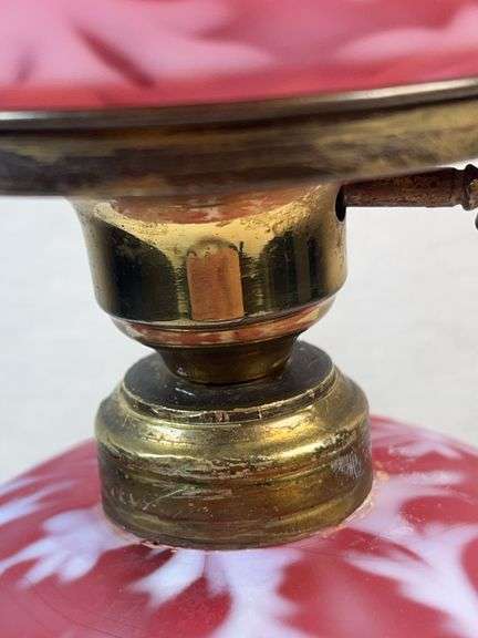 FENTON Cranberry Daisy & Fern Parlor Lamp