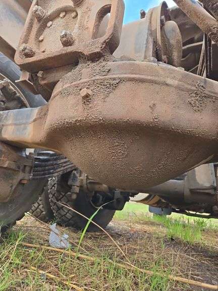 2012 Mack CHU613 miles & hrs unknown- doesn't run