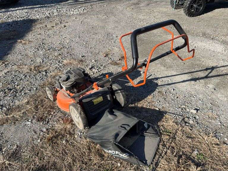 Yardforce push lawn mower w/ grass basket