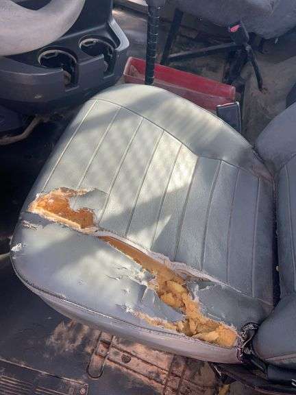 2012 Mack CHU613 showing 30,622 mi, 8,665 hrs- runs