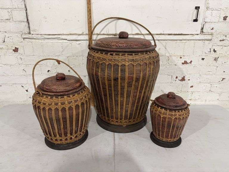 Lidded container