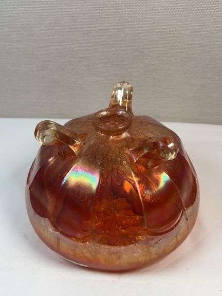 FENTON STAG AND HOLLY MARIGOLD DISH