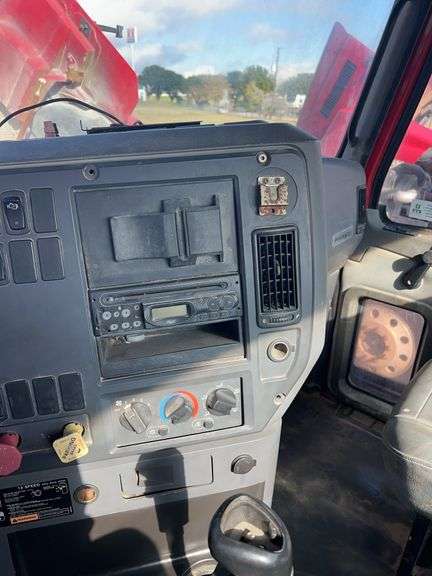 2008 Mack CHU613 showing 41,791 mi, 7,598 mi- doesn't run