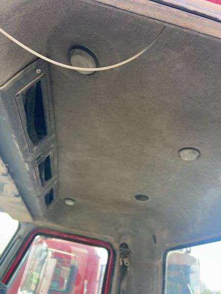 2008 Mack CHU613 showing 63,696 mi, 14,524 hrs - doesn't run