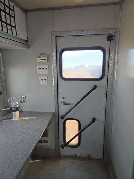 2014 Turnkey Industries 44ft Mobile Data Trailer