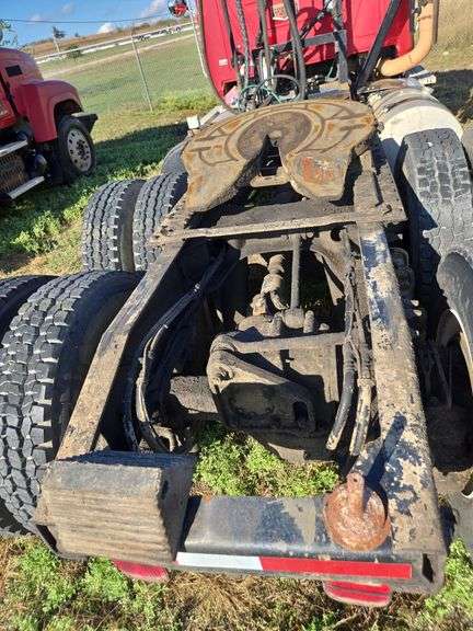 2013 Mack CHU613 miles & hrs unknown- doesn't run