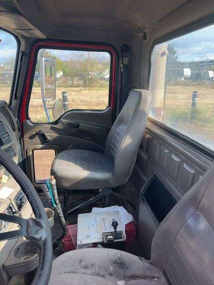 2007 Mack CHN613 miles & hrs unkown- doesn't run