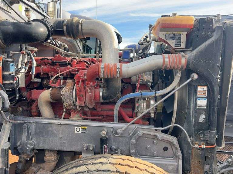 2012 Peterbilt 388 showing 48,817 mi, 9,224 hrs - runs