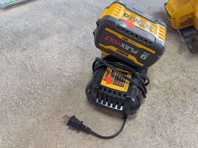 Dewalt Flex Volt 60 Volt Battery and Charger