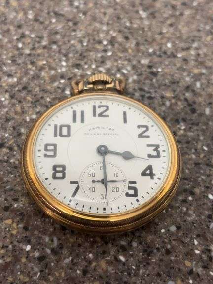 992 B Hamilton Railway Special , (21 Jewel ) w/ Gold Case , Works