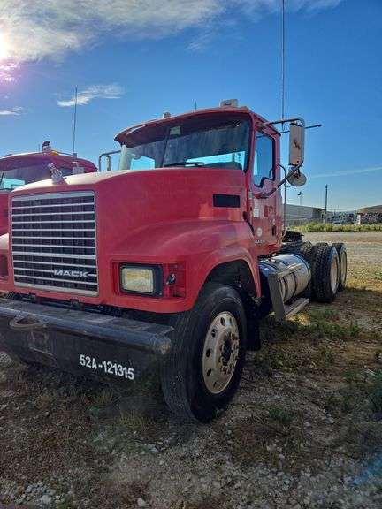 2012 Mack CHU613 showing 50,614 mi, hrs unknown - doesn't run