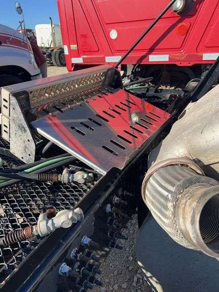 2012 Mack CHU613 showing 48,475 mi, 3,068 hrs- runs