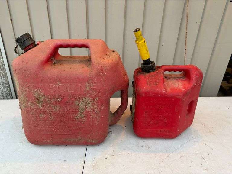 2- gas cans