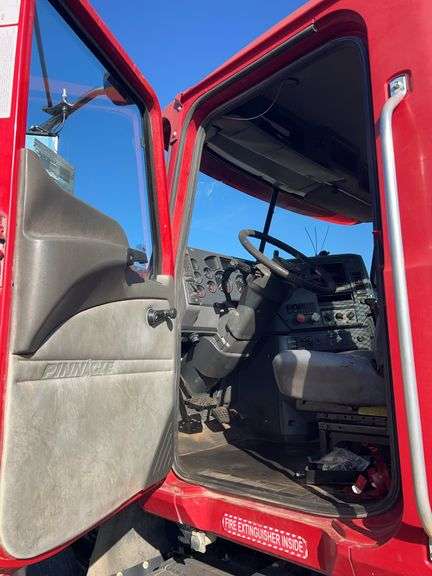 2013 Mack CHU613 showing 119,268 mi, 8,805 hrs- runs