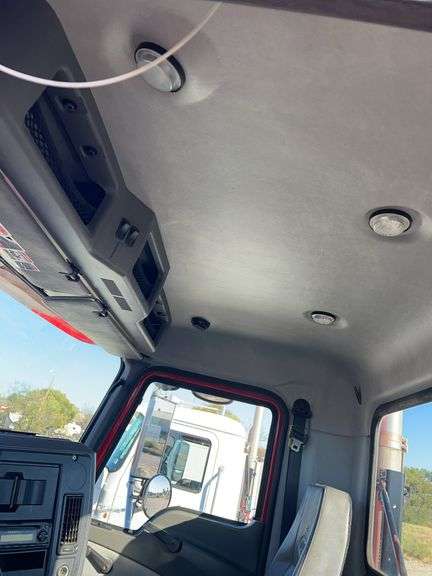 2012 Mack CHU613 showing 48,475 mi, 3,068 hrs- runs