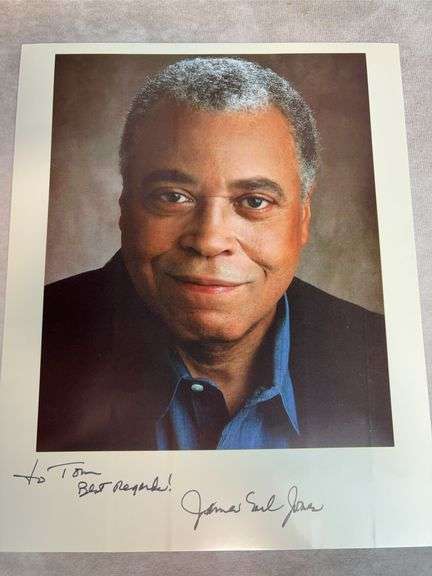 James Earl Jones Signed Promotional Photo - JSA