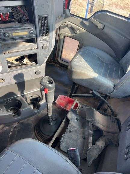 2012 Mack CHU613 miles & hrs unknown- doesn't run