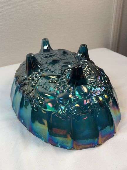 INDIANA CARNIVAL GLASS IRIDESCENT BLUE BOWL