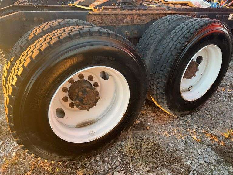 2008 Mack CHU613 showing 54,769 mi, 6,209 hrs- doesn't run