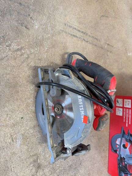 Craftsman Chorded Circular Saw  with Box