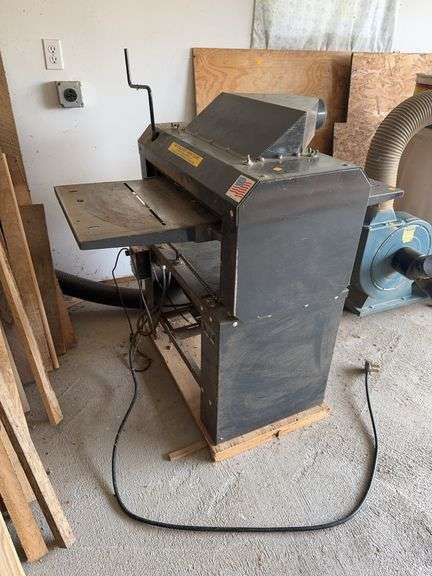 Woodmaster Tools Planer