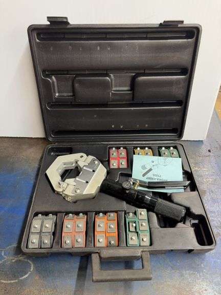 Mastercool Hydra-Krimp handheld hydraulic crimping tool w/ case