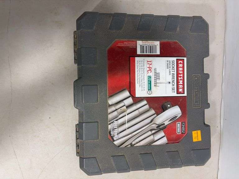 Craftsmen 17 pc. socket wrench set - complete