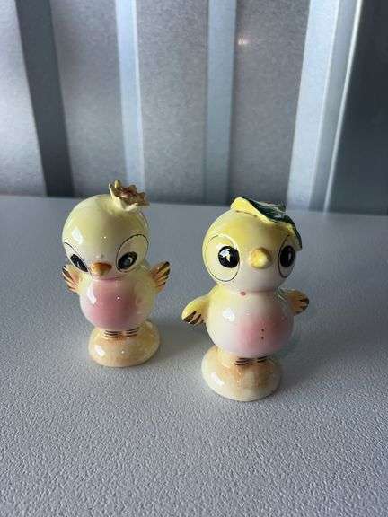 Ceramic Chick Salt and Pepper Shakers