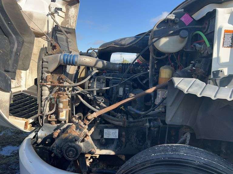 2007 Mack CXN613 565,498 mi, 10,366 hrs- doesn't run