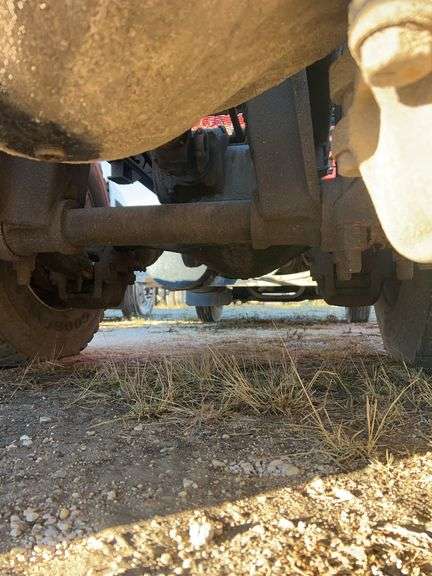 2007 Mack CHU613 showing 38,067 mi, 13,851 hrs- runs