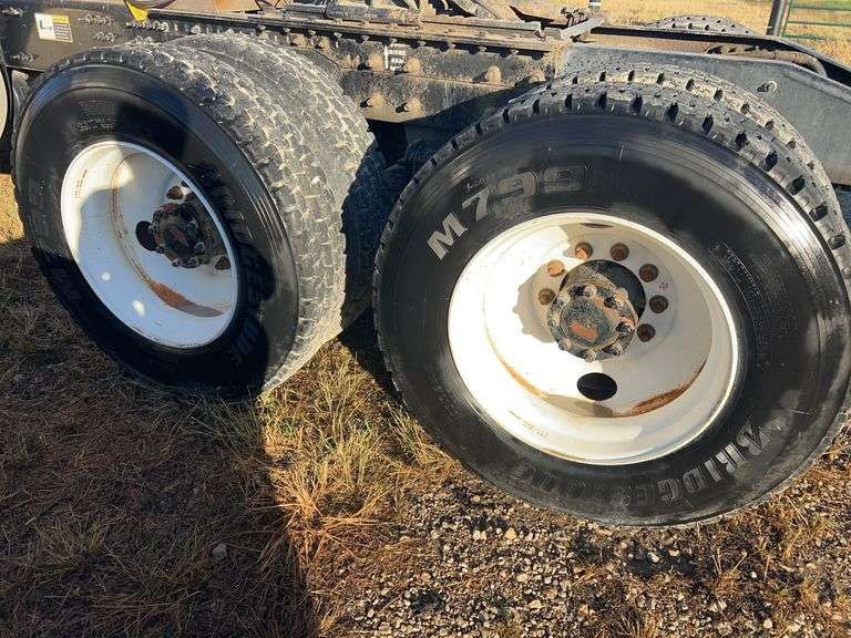 2013 Mack CHU613 showing 11,159 mi, 3,727 hrs- runs