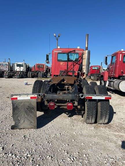 2008 Mack CHU13 miles & hrs unknown- doesn't run