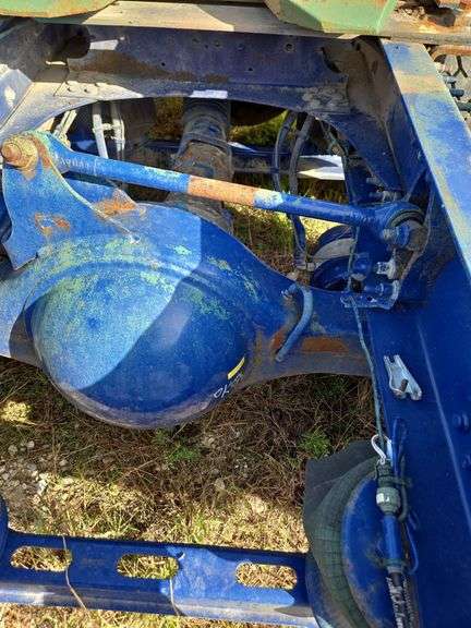 2014 Mack CHU613 showing 498,610 mi, 11,275 hrs - runs