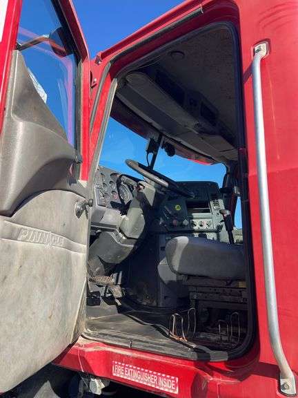 2012 Mack CHU613 showing 32,990 mi, 11,434 hrs- runs