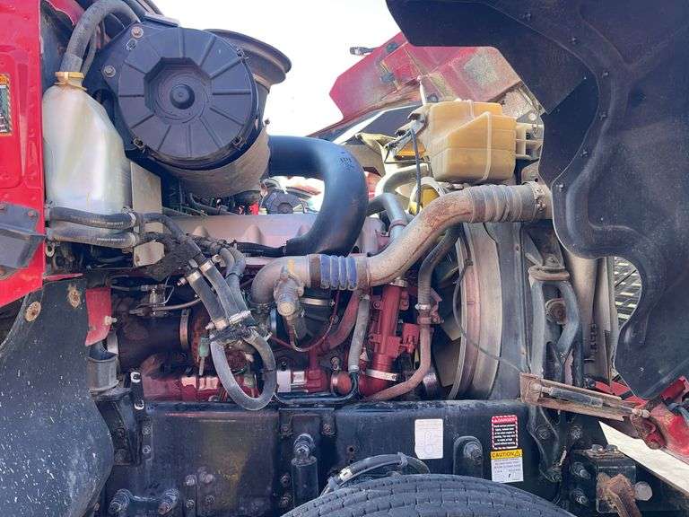 2008 Mack CHU613 52,535 mi, 8,497 hrs- runs