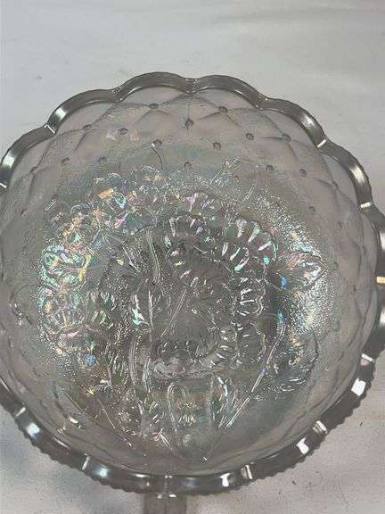 Imperial Iridescent “Diamond Quilted” Handled Nappy