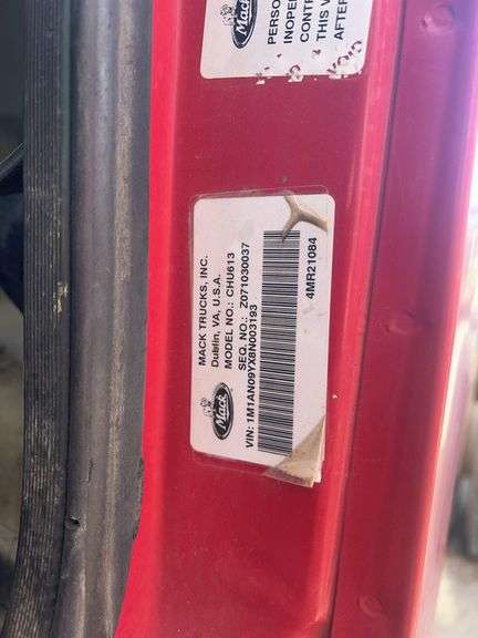 2008 Mack CHU613 showing 61,447 mi, 15,684 hrs - runs